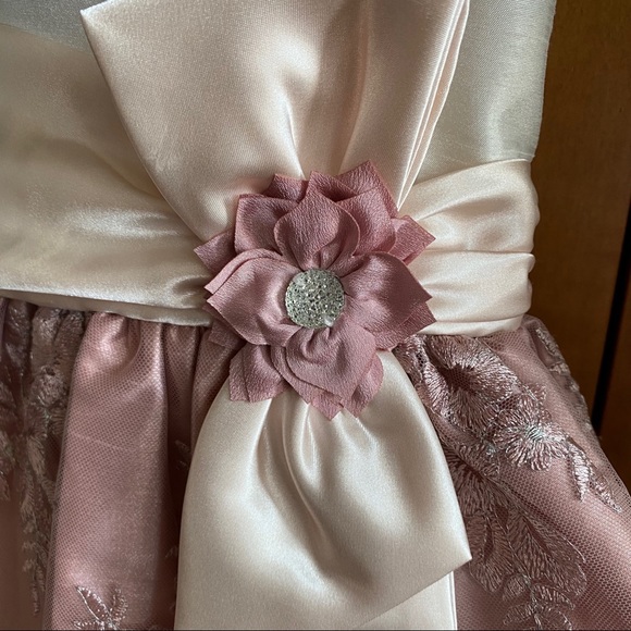 Jayne Copeland Girls’ Dress Ivory/Dusty Rose WOW! - Picture 3 of 8